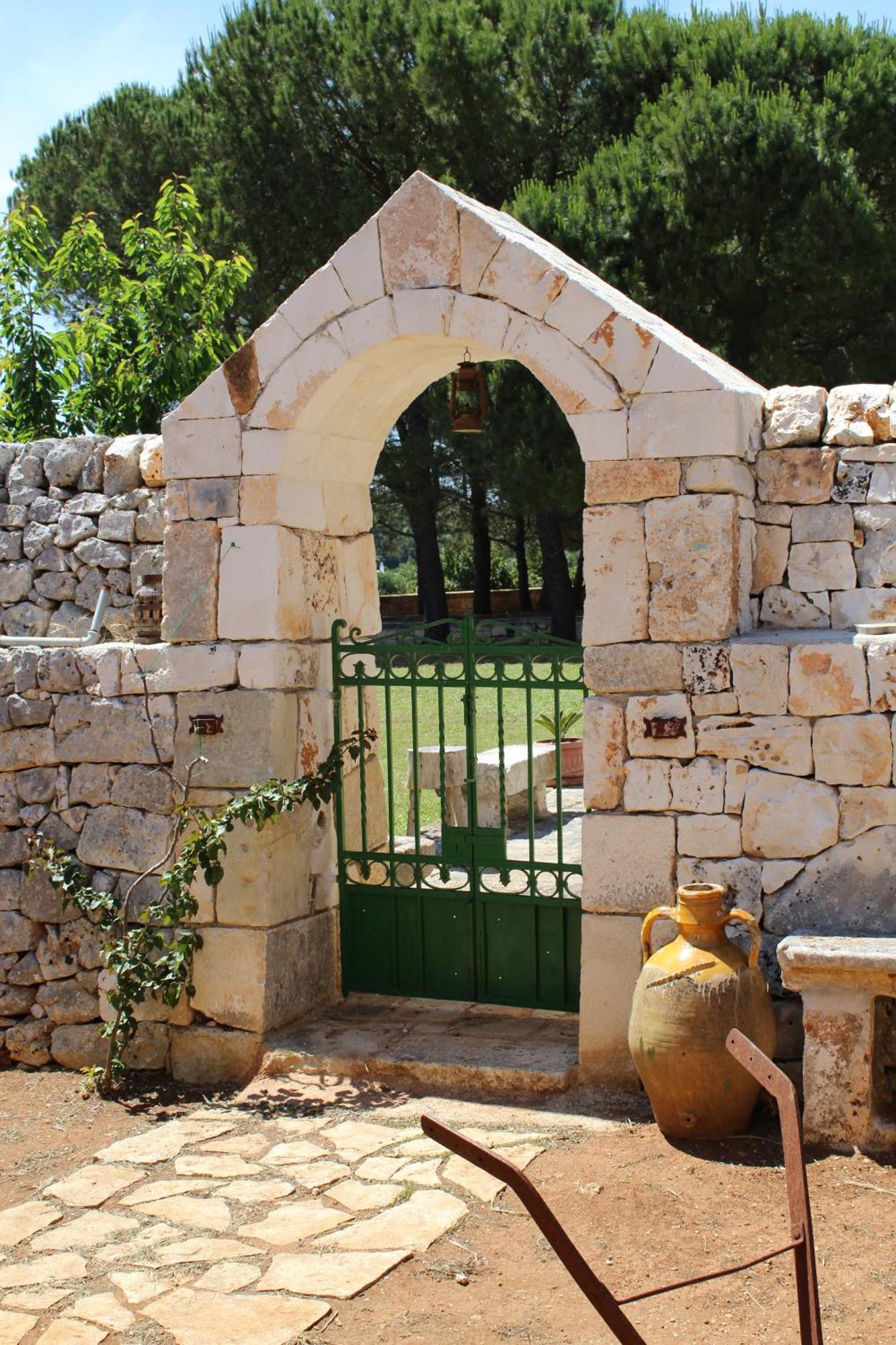 Masseria Tolla Ostuni Bagian luar foto