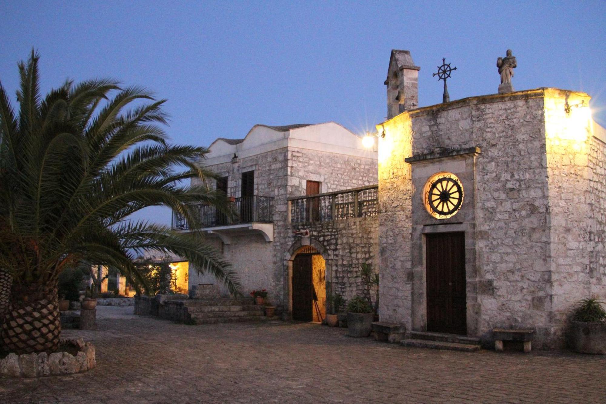 Masseria Tolla Ostuni Bagian luar foto