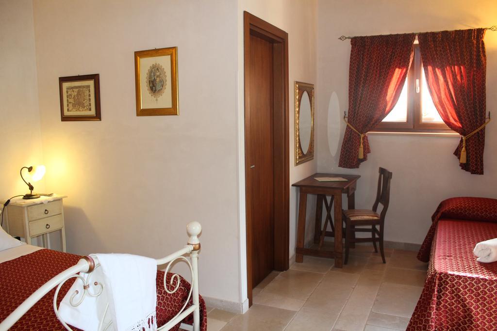 Masseria Tolla Ostuni Bagian luar foto